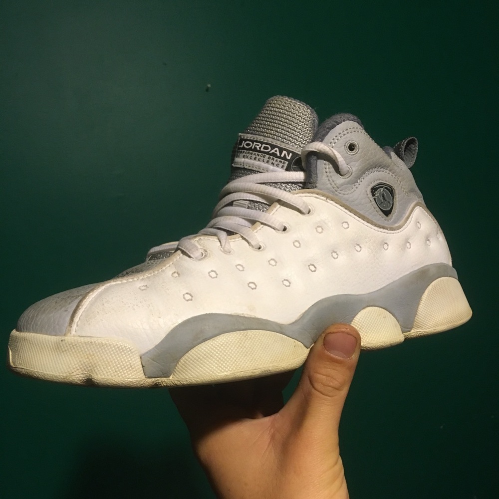 Jordan Jumpman TEAM II 7y or wms 8.5 Sneakers